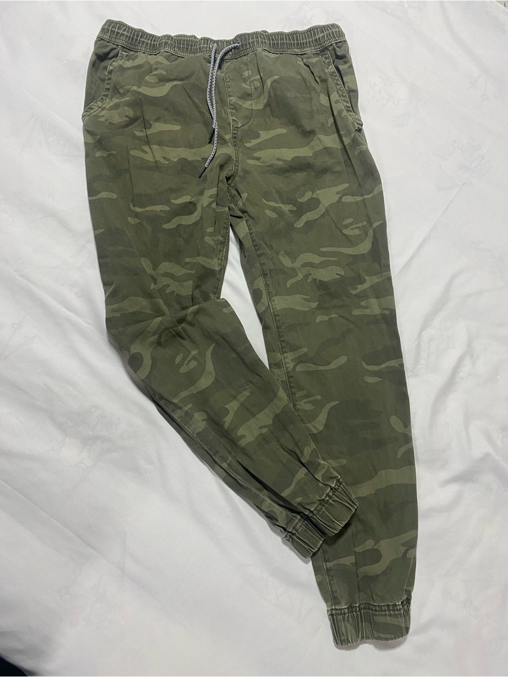 Aeropostale Men's Camo Jogger pants - Olive Green - Picture 2 of 13